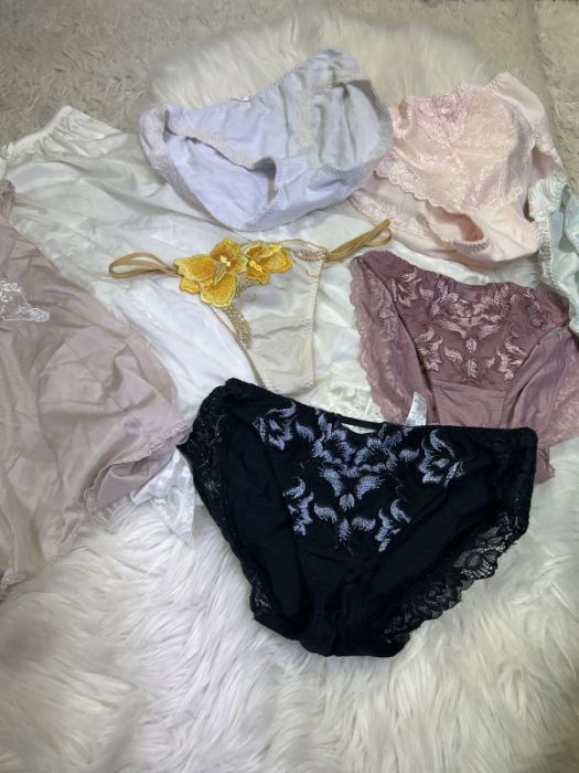 003【オークション】サルート入♪全部入ります♪品質さまざまな♪全部中古♪女性用パンティーサイズいろいろ♪まとめ売り