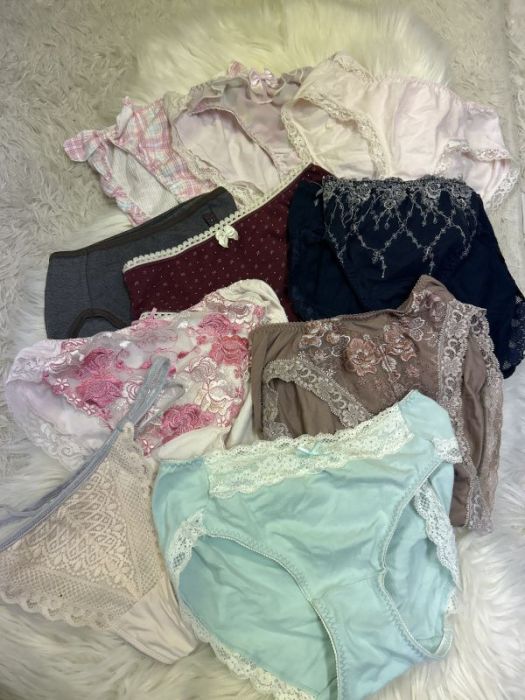 002【オークション】全部入ります♪品質さまざまな♪全部中古♪女性用パンティーサイズいろいろ♪まとめ売り