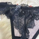 s2330♪ワコールサルート♪難少し♪中古♪お姉様使用♪大人情熱ブラック♪大胆バラ♪Tバックショーツ♪M