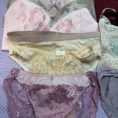 ✳︎0300落札者あり【オークション】ややダメージ☆サルート入り☆ブランド多数♪全部入ります♪品質さまざまな♪全部中古♪女性用♪ブラセット♪サイズいろいろ♪まとめ売り