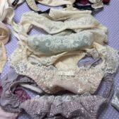 ✳︎0300落札者あり【オークション】ややダメージ☆サルート入り☆ブランド多数♪全部入ります♪品質さまざまな♪全部中古♪女性用♪ブラセット♪サイズいろいろ♪まとめ売り