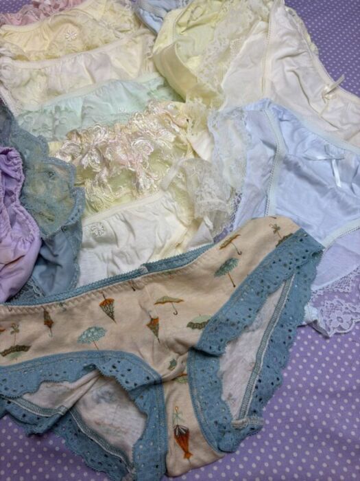 ✳︎ 落札者様あり、shima…様 01003【オークション】お待たせしてごめんね。☆ややダメージ☆サルート入り☆ブランド多数♪全部入ります♪品質さまざまな♪全部中古品ダメージ多め♪長期保管商品♪ショーツセット